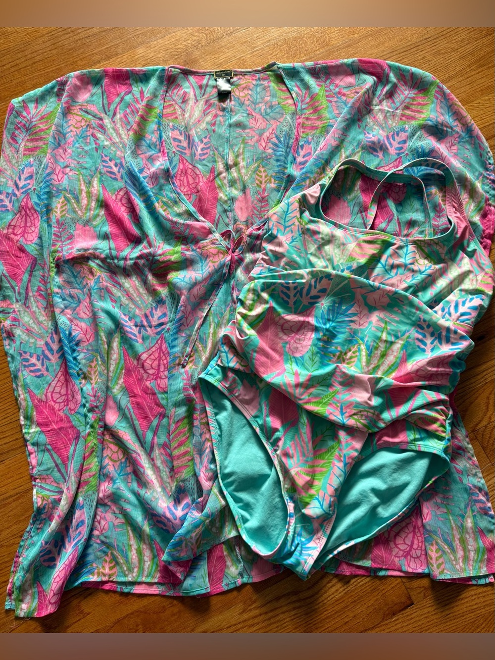 Kathy Ireland Swim Set Swimsuit & coverup XL Women’s Tropical Vacation Resort